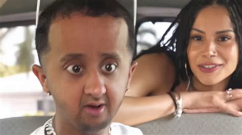 fan bus aria|Baby Alien goes viral for his reaction to Ari Alectra reveal in Fan。